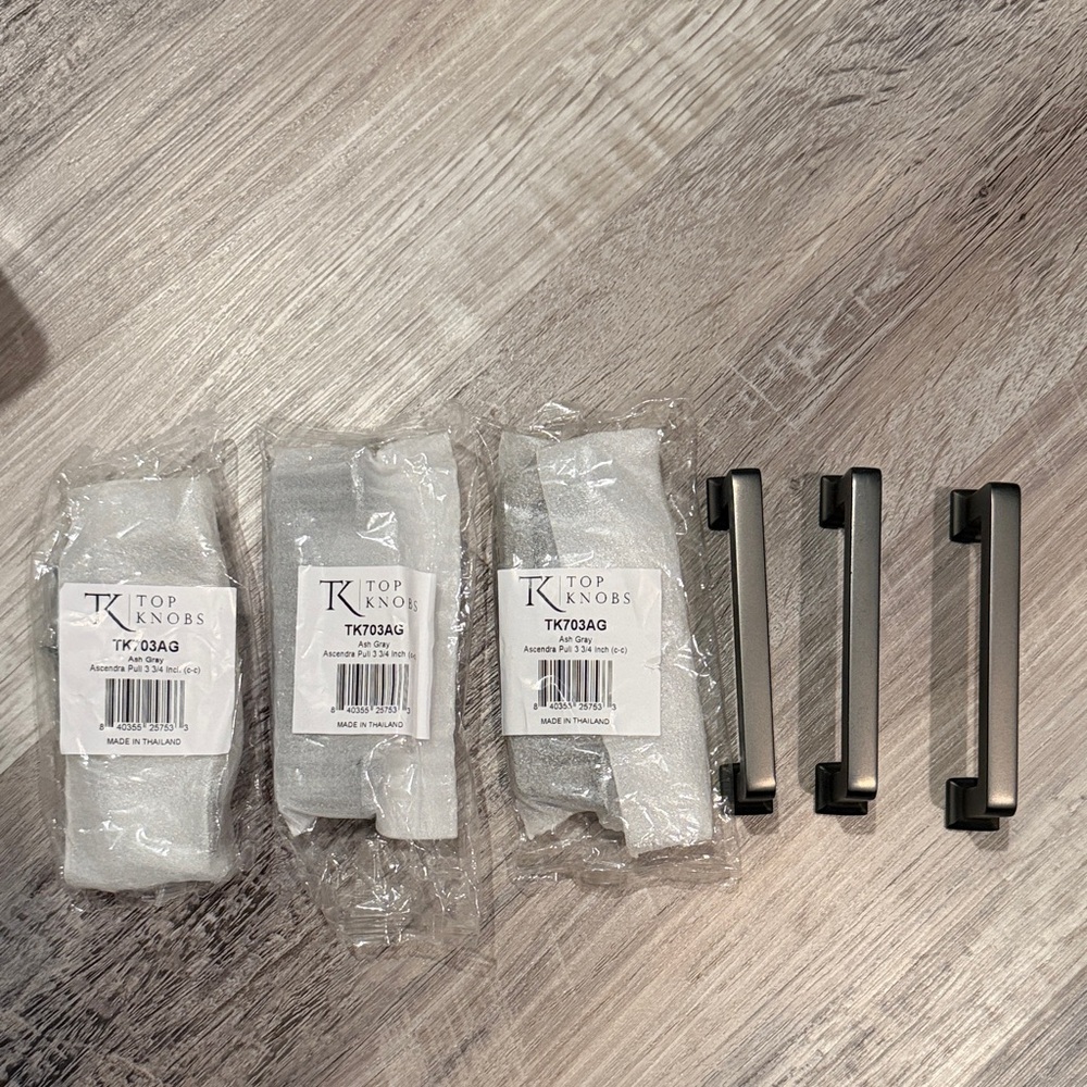 Black Cabinet Pulls - Set of 6